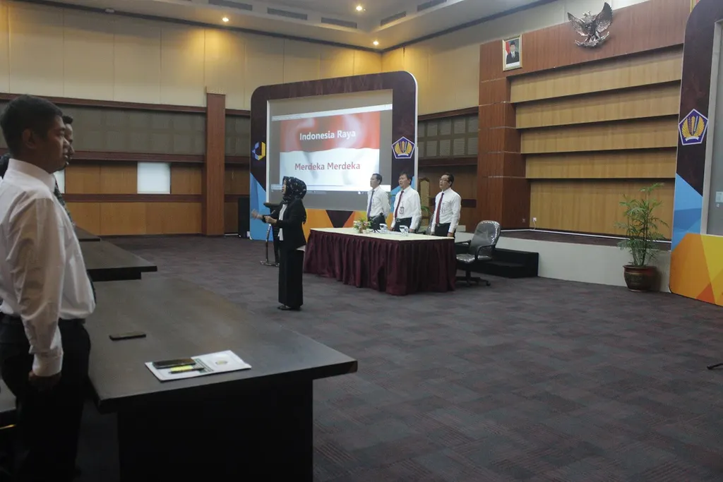 2801nyanyi