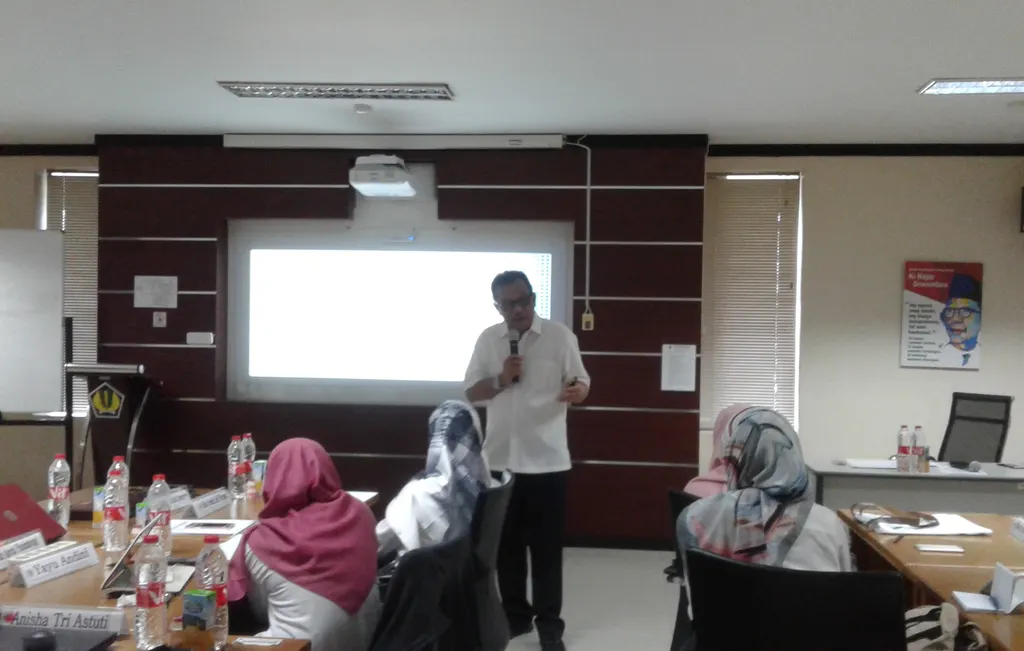 Orientasi Keb.Publik2