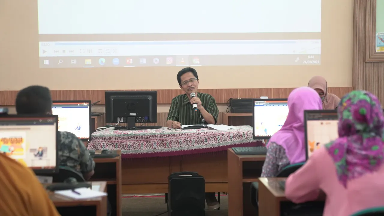 Kepala BDK Yogyakarya membuka kegiatan KCOC