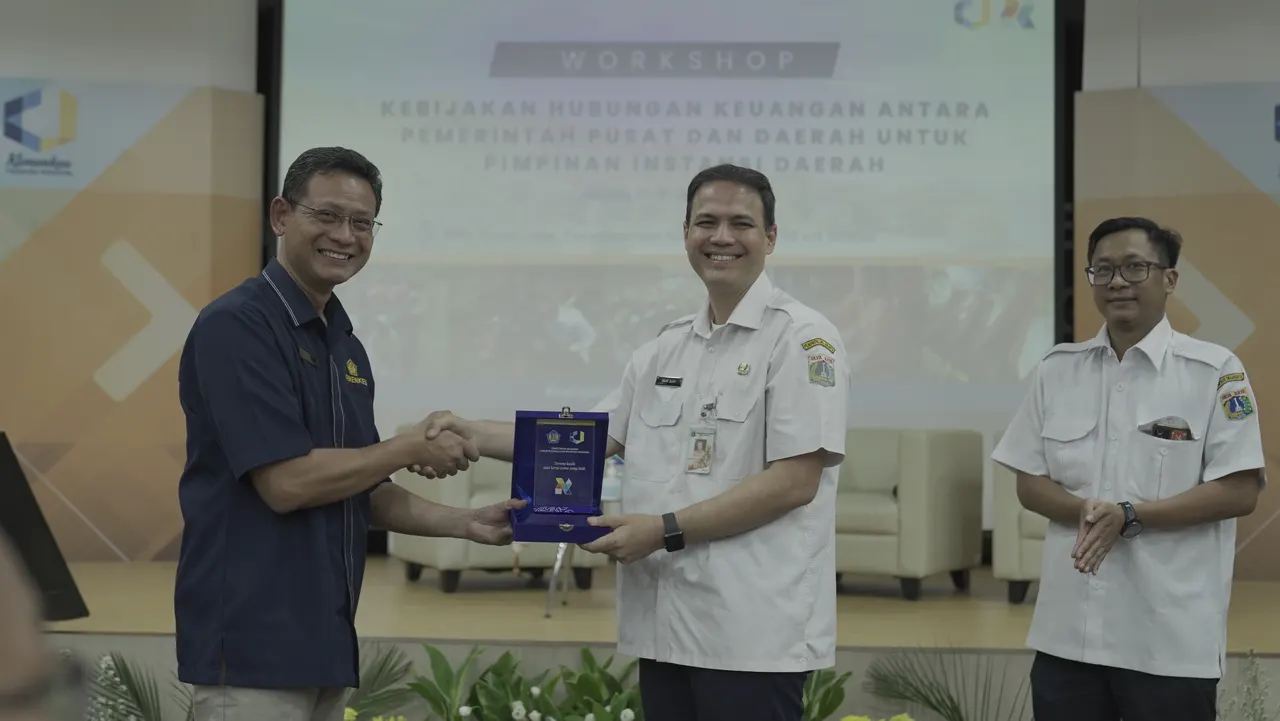 Pusdiklat KNPK menyelenggarakan kegiatan Workshop Kebijakan Hubungan Keuangan antara Pemerintah Pusat dan Daerah untuk Pimpinan Instansi Daerah