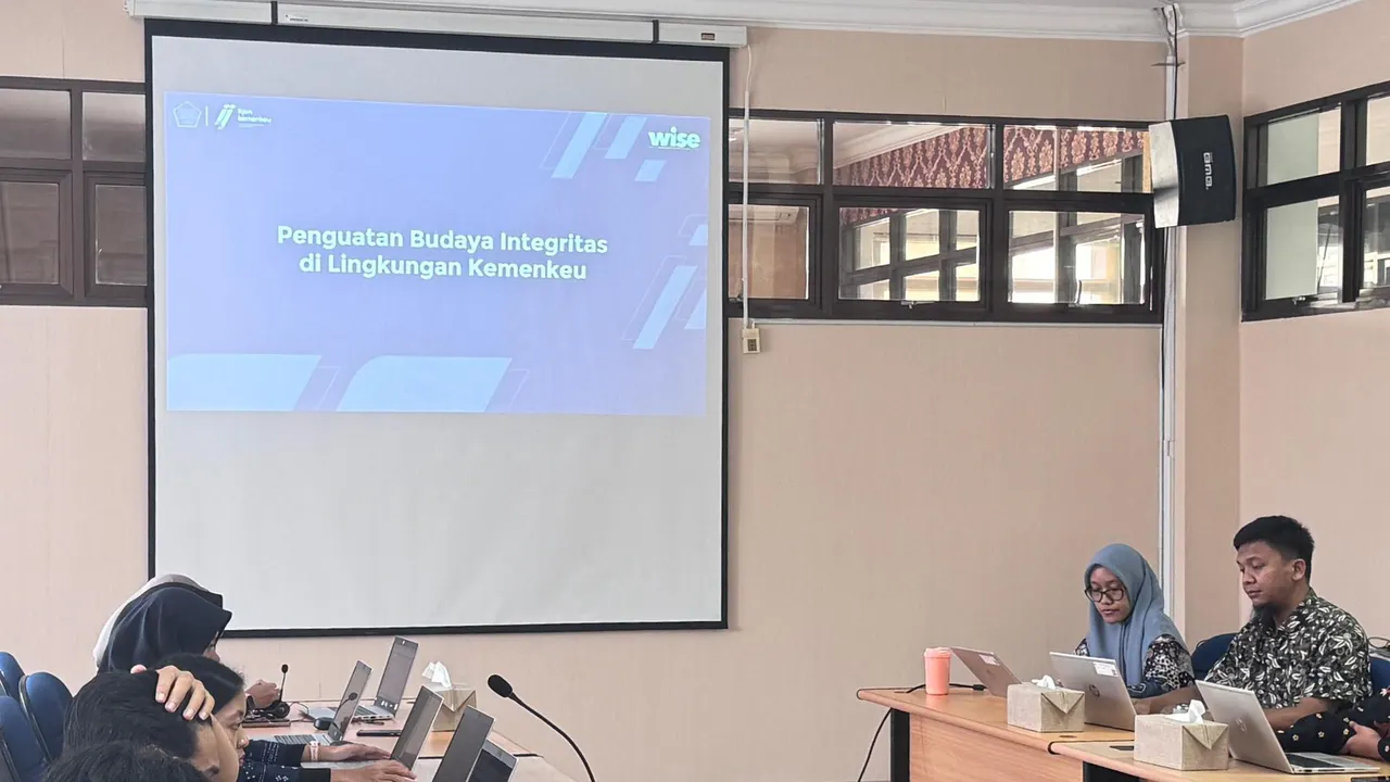 Suasana Pelaksanaan Sosialisasi Antikorupsi bagi Pegawai BDK Makassar