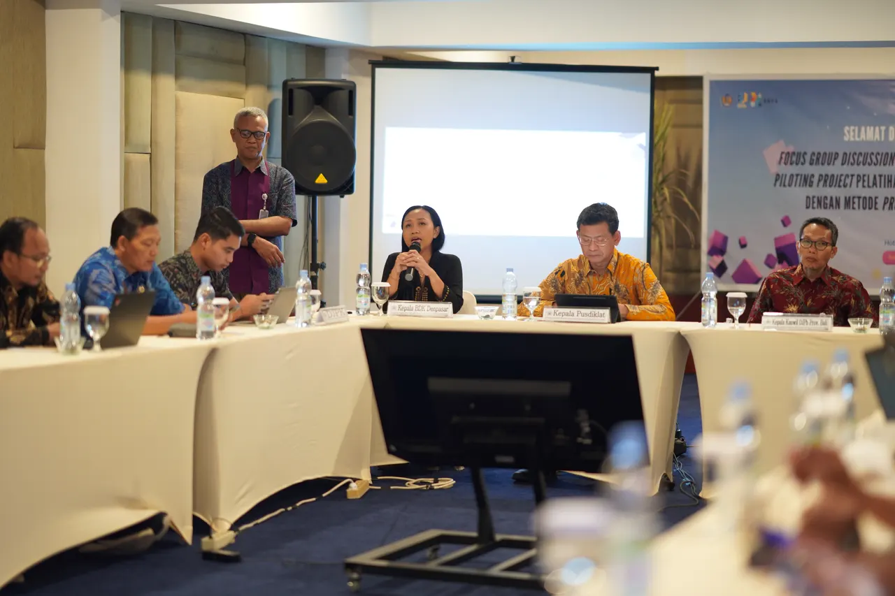 Pusdiklat KNPK Menyelenggarakan FGD Audiensi dan Kesepakatan Piloting Project Pelatihan Pengelolaan Keuangan Daerah dengan Metode PBL