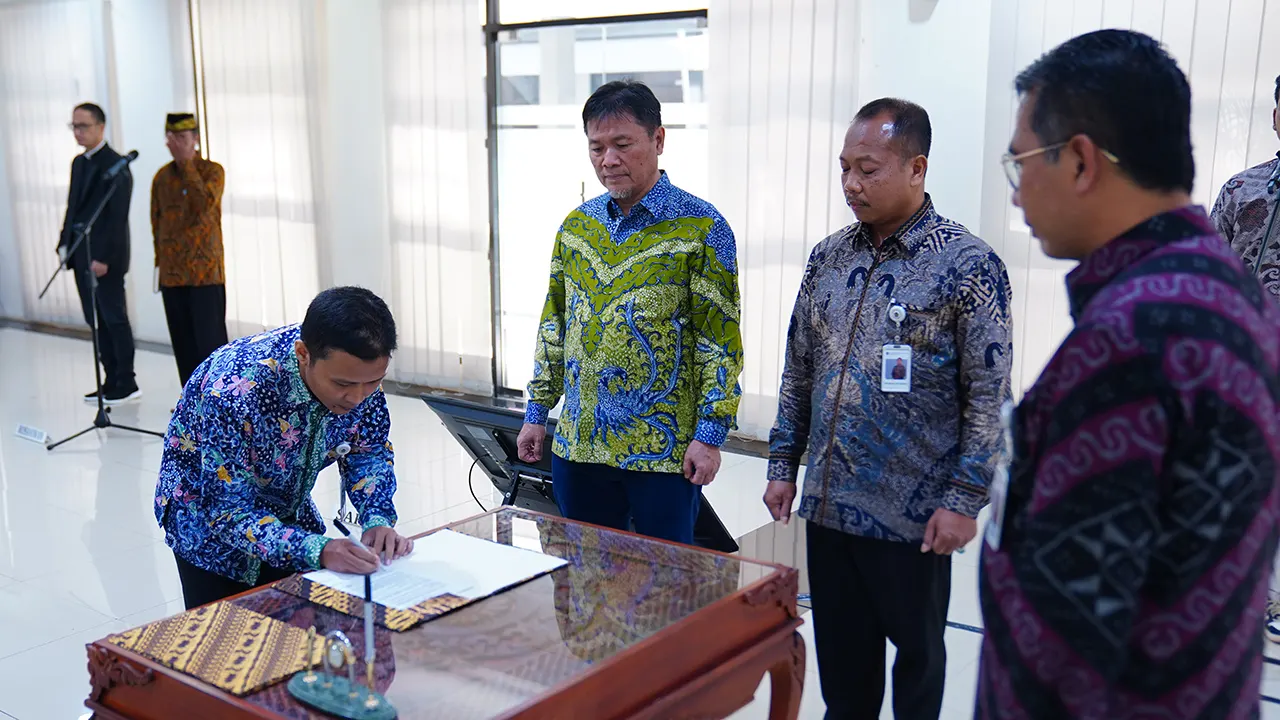 Kepala BPPK Lantik 4 Pranata Keuangan APBN dan 1 Pranata Komputer
