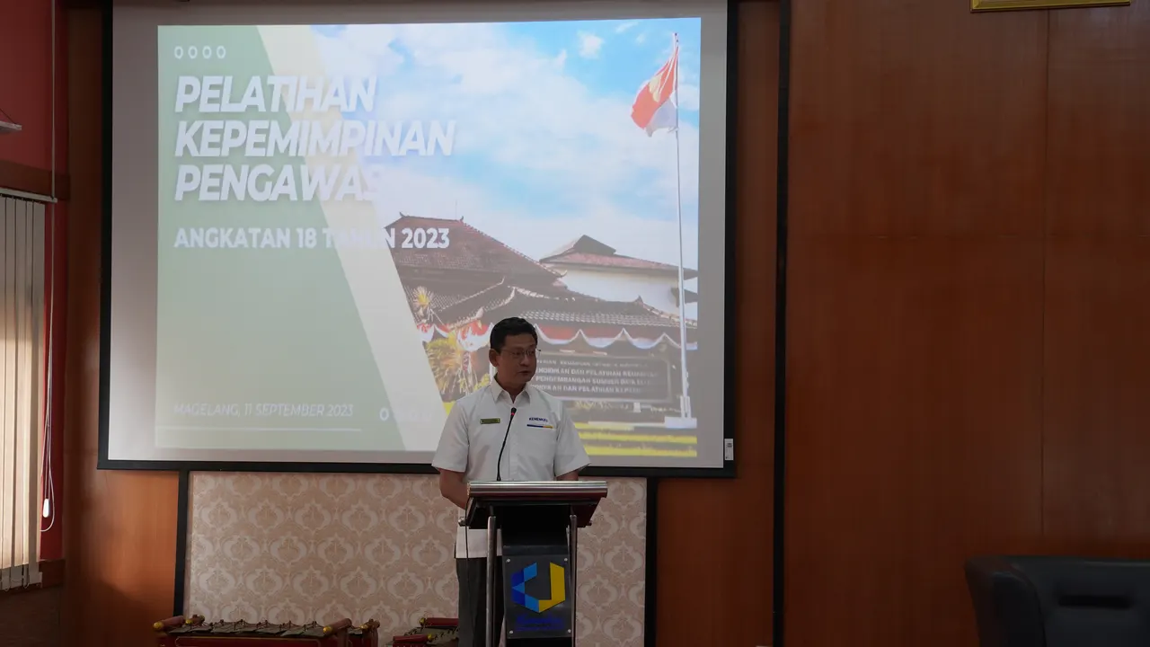 Kepala Pusdiklat KNPK memberikan sambutan dan ceramah pada pembukaan PKP dan melaksanakan kunjungan kerja ke BDK Yogyakarta
