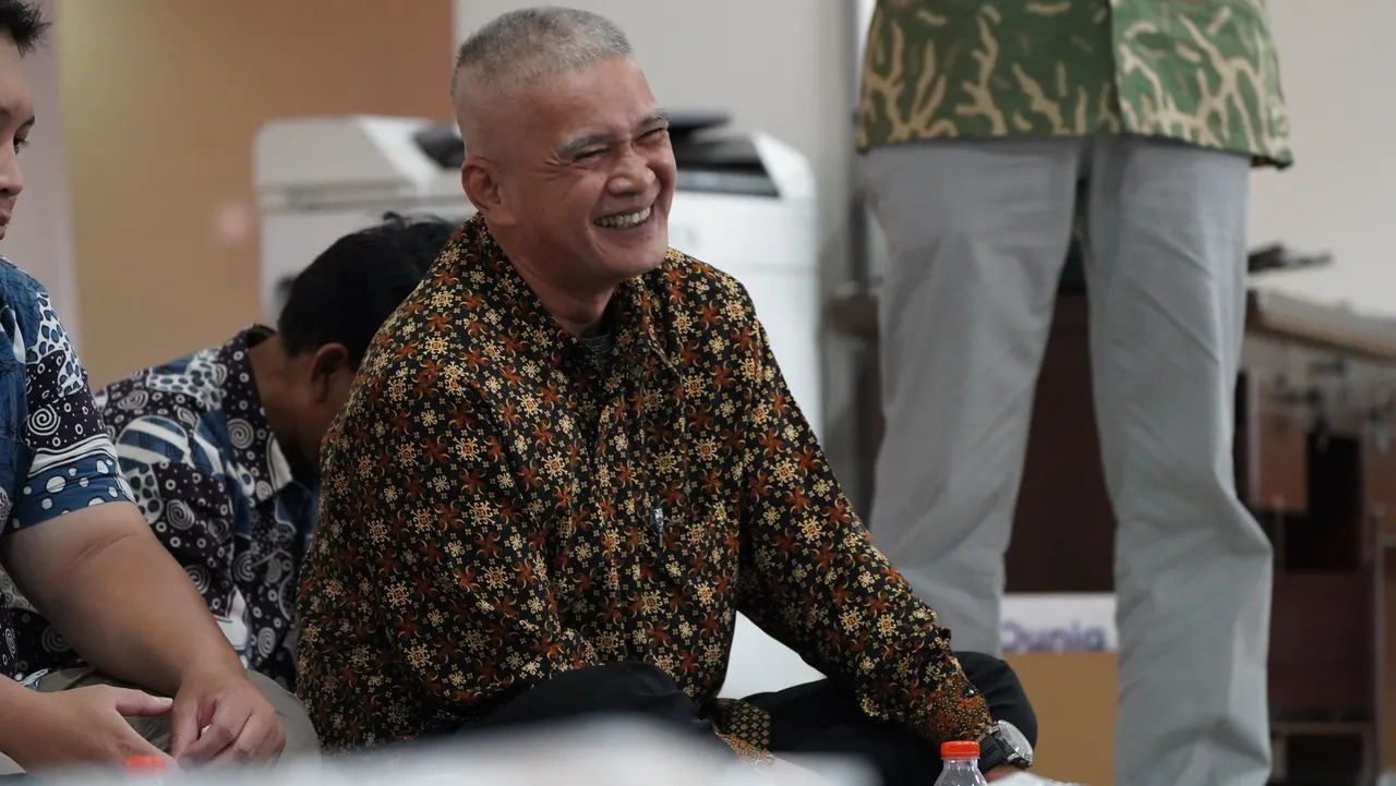 Pusdiklat KNPK menyelenggarakan Pisah Sambut Pegawai Pusdiklat KNPK dan Penyerahan Piagam Pernghargaan Pegawai