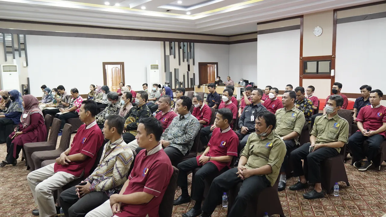 Pusdiklat KNPK Adakan Ngobrol Santai bersama PPNPN di Lingkungan BPPK Lokasi Purnawarman dalam rangka Pengenalan ZI-WBBM dan Himbauan Pelayanan Prima