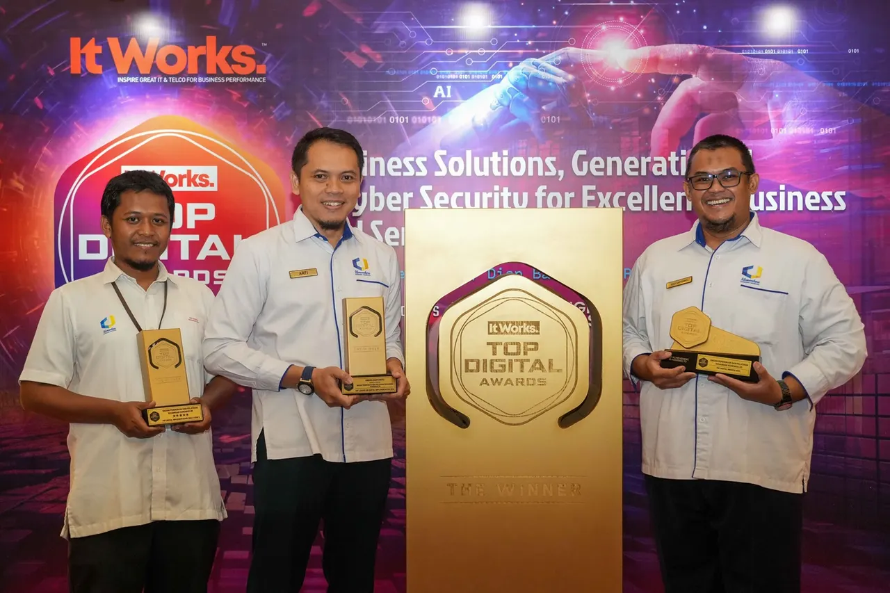 Pertama Kalinya, BPPK Raih Golden Trophy  IT Works Top Digital Awards 2024
