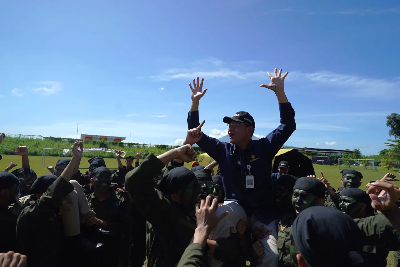 Kepala Pusdiklat KNPK menjadi Inspektur Upacara Penutupan kegiatan Orientasi Pembentukan Karakter CPNS TA 2023 dan Sharing Session di BDK Manado