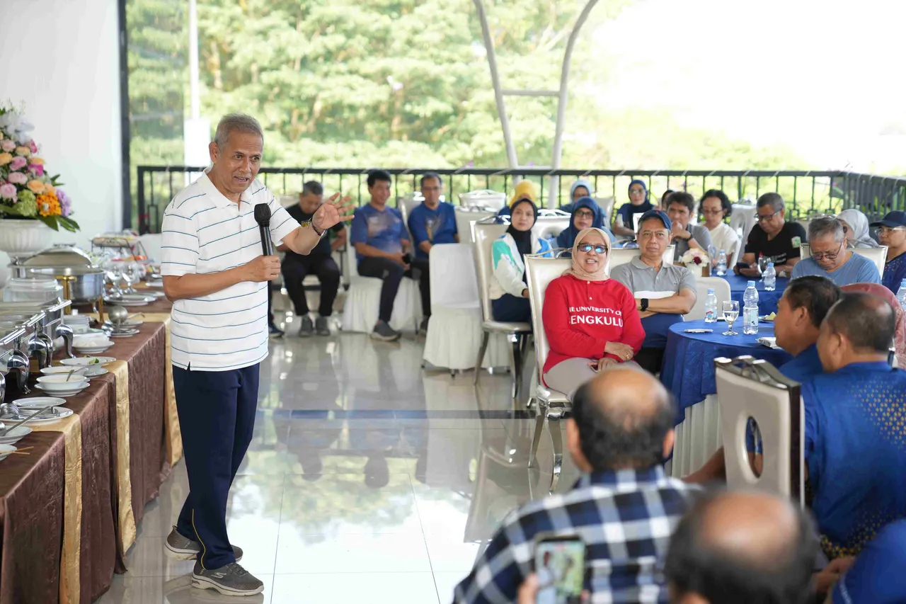Pemaparan Materi oleh Bapak Anggito Abimanyu, Wakil Menteri Keuangan III