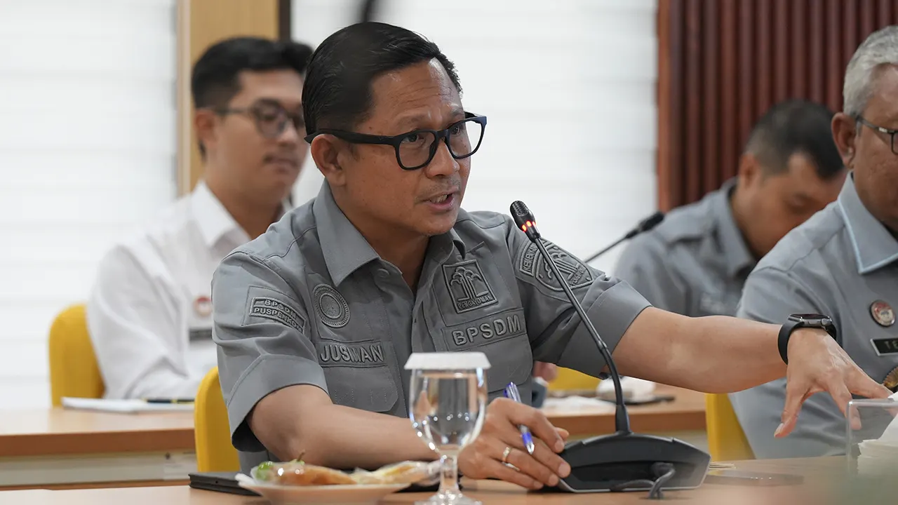 Sekretaris BPSDM Hukum_Jusman