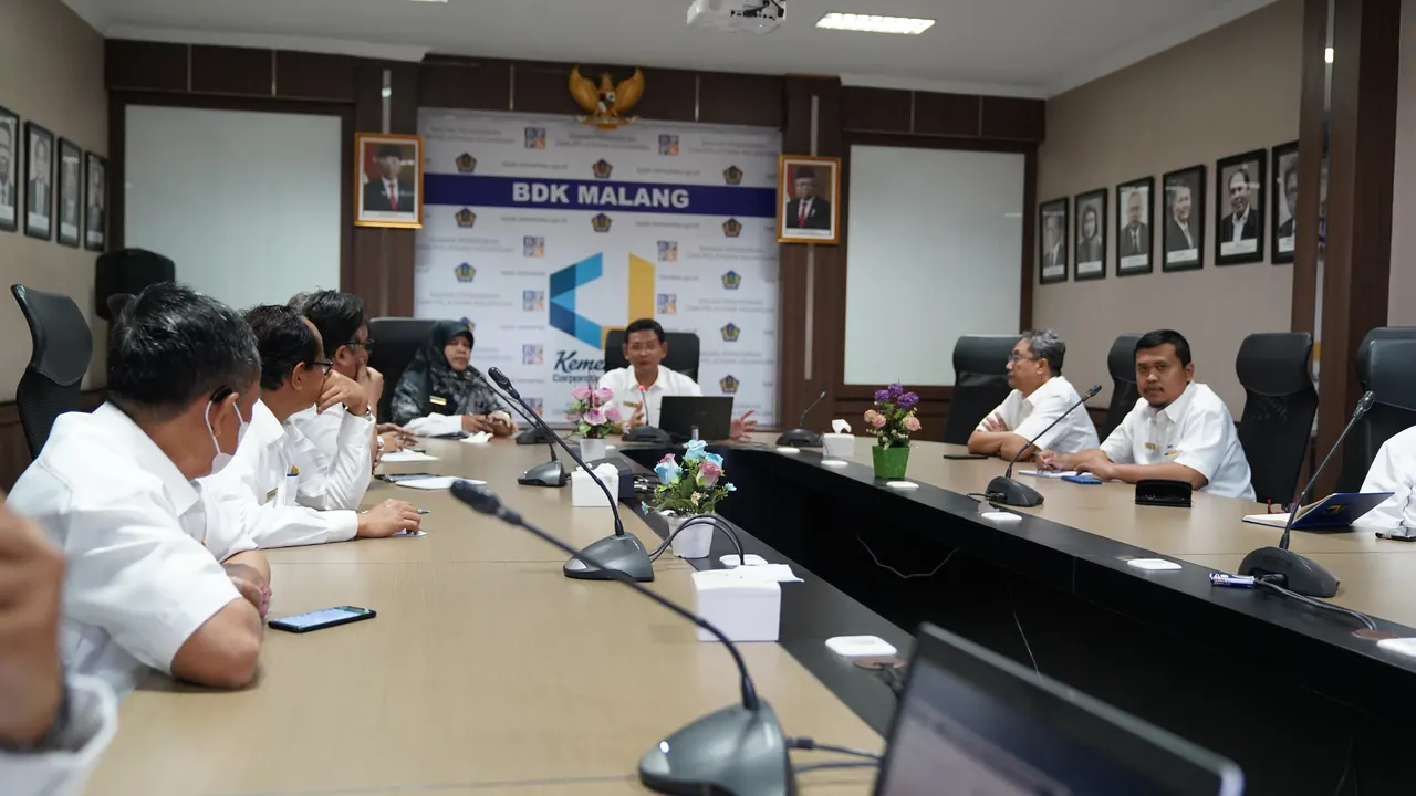 Kepala Pusdiklat KNPK membuka Pelatihan Penilaian Sumber Daya Alam Berupa Hutan Konservasi Tahun 2023 dan Melakukan Sharing Session Update Program Pelatihan KNPK