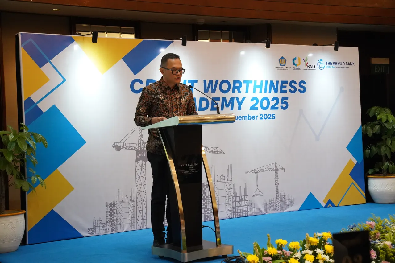 Direktur Utama PT Sarana Multi Infrastruktur, Reynaldi Hermansyah