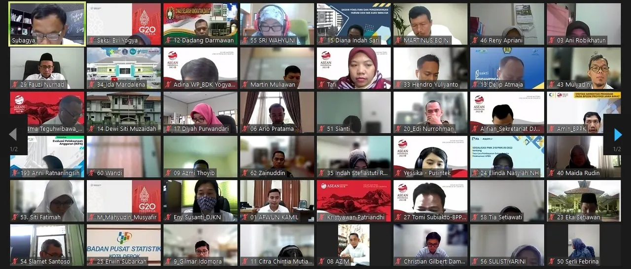 Peserta PJJ Pejabat Pembuat Komitmen Angkatan I dan PJJ Effective Negotiation Skills Tingkat Lanjutan Angkatan I