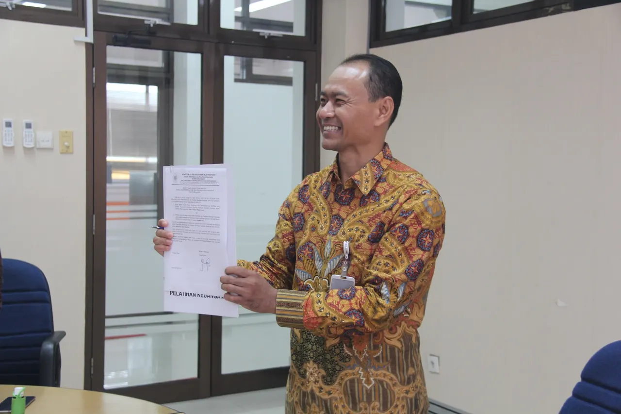 Penandatanganan Berita Acara Serah Terima Jabatan