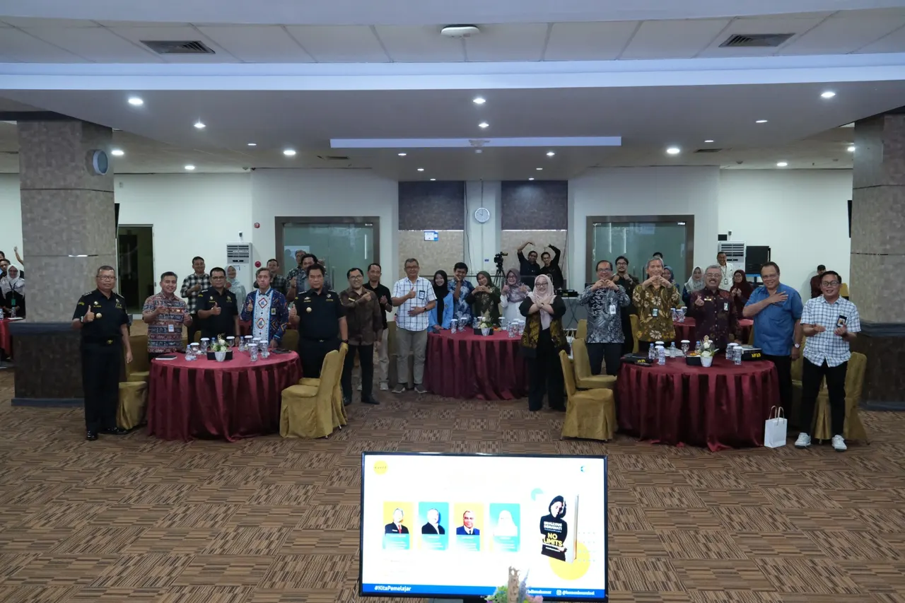 Perwakilan Kemenkeu Sulsel Gelar Bedah Buku Authorized Biography Sri Mulyani Indrawati, Inspirasi untuk Generasi Muda