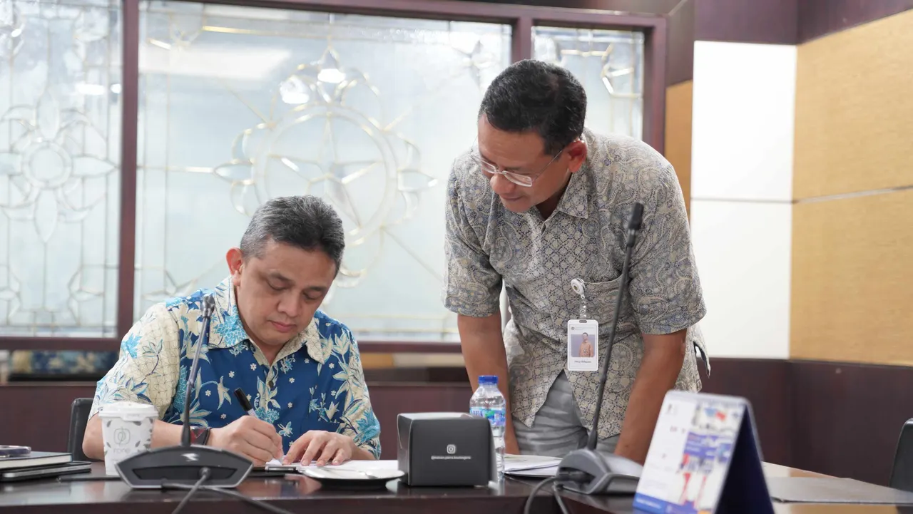 Pusdiklat KNPK Pusdiklat KNPK melaksanakan kegiatan Audiensi dan Dukungan Implementasi Program Unggulan Pusdiklat KNPK Tema Pengelolaan Keuangan Daerah yang Akuntabel dalam Kerangka UU HKPD ke DJPK