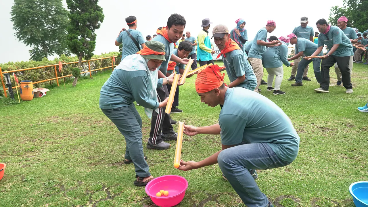 Kegiatan Team Building