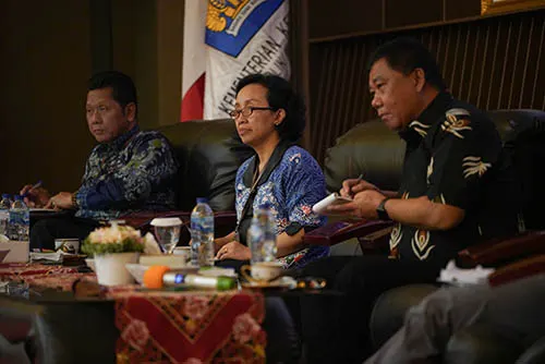 Rapat Komite, dan Konferensi Pers ALCo Regional Provinsi Sulawesi Utara