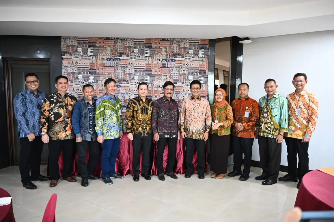 LOKeR-X: Launching Buku Biografi Profesional Eddy Abdurrachman
