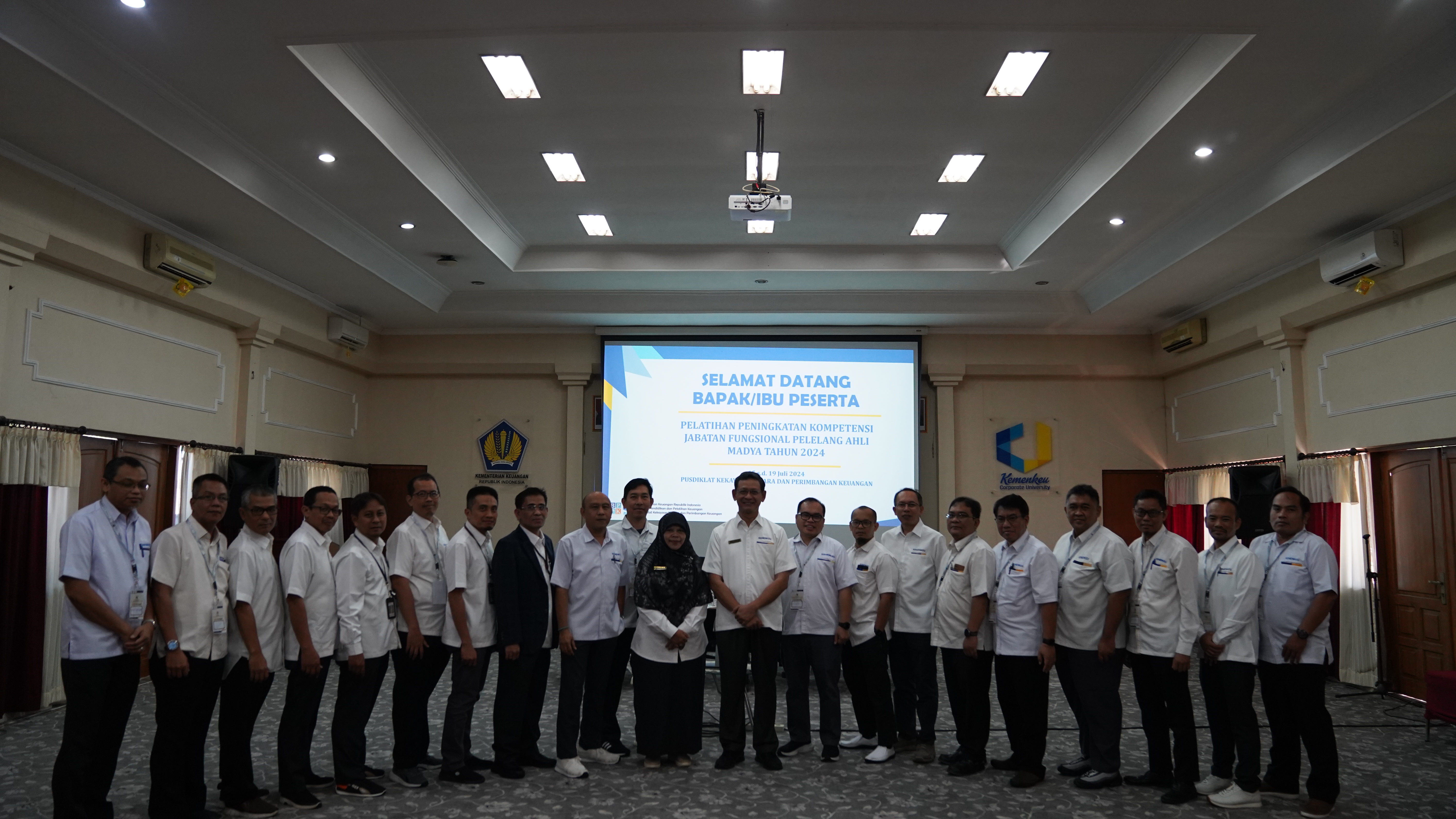 Peserta_Pelatihan_Peningkatan_Kompetensi_Jabatan_Fungsional_Pelelang__UpGmbPC.jpg