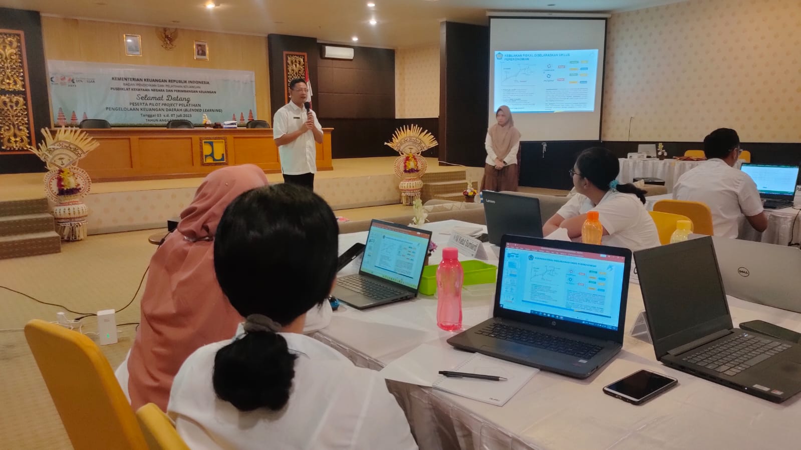 Kepala Pusdiklat KNPK Membuka Pelatihan Pengelolaan Keuangan Daerah (Blended Learning) Angkatan I Tahun 2023