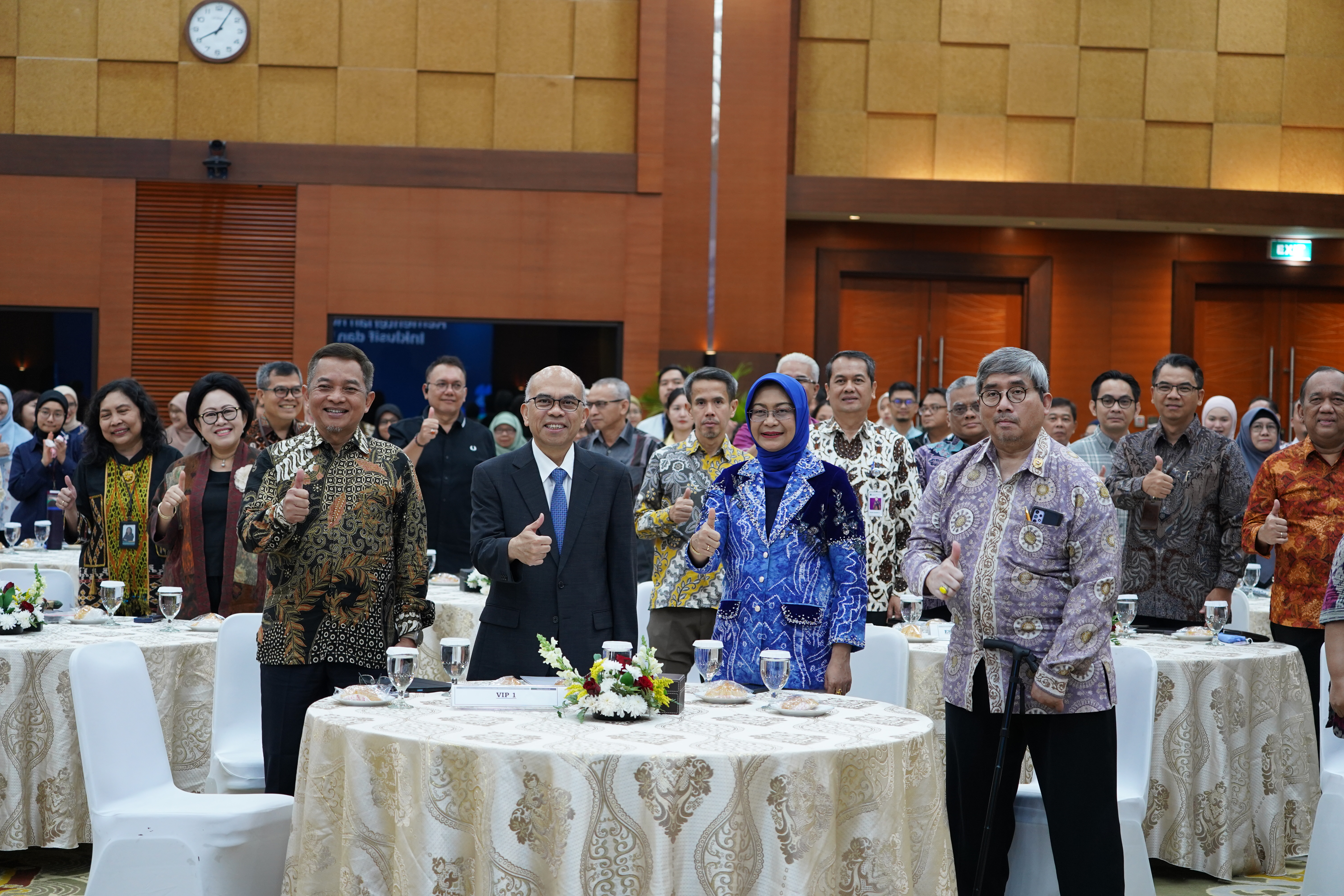 PAP09848_W2rAuWG.JPG