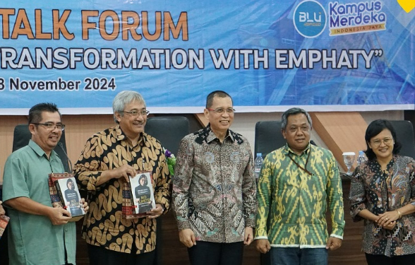 Bedah Buku Authorized Biography Sri Mulyani Indrawati, No. Limits : “Reformasi Dengan Hati” yang dikemas dalam acara Leader’s Talk Forum : “Agile Leadership, Leading Transformation with Emphaty”
