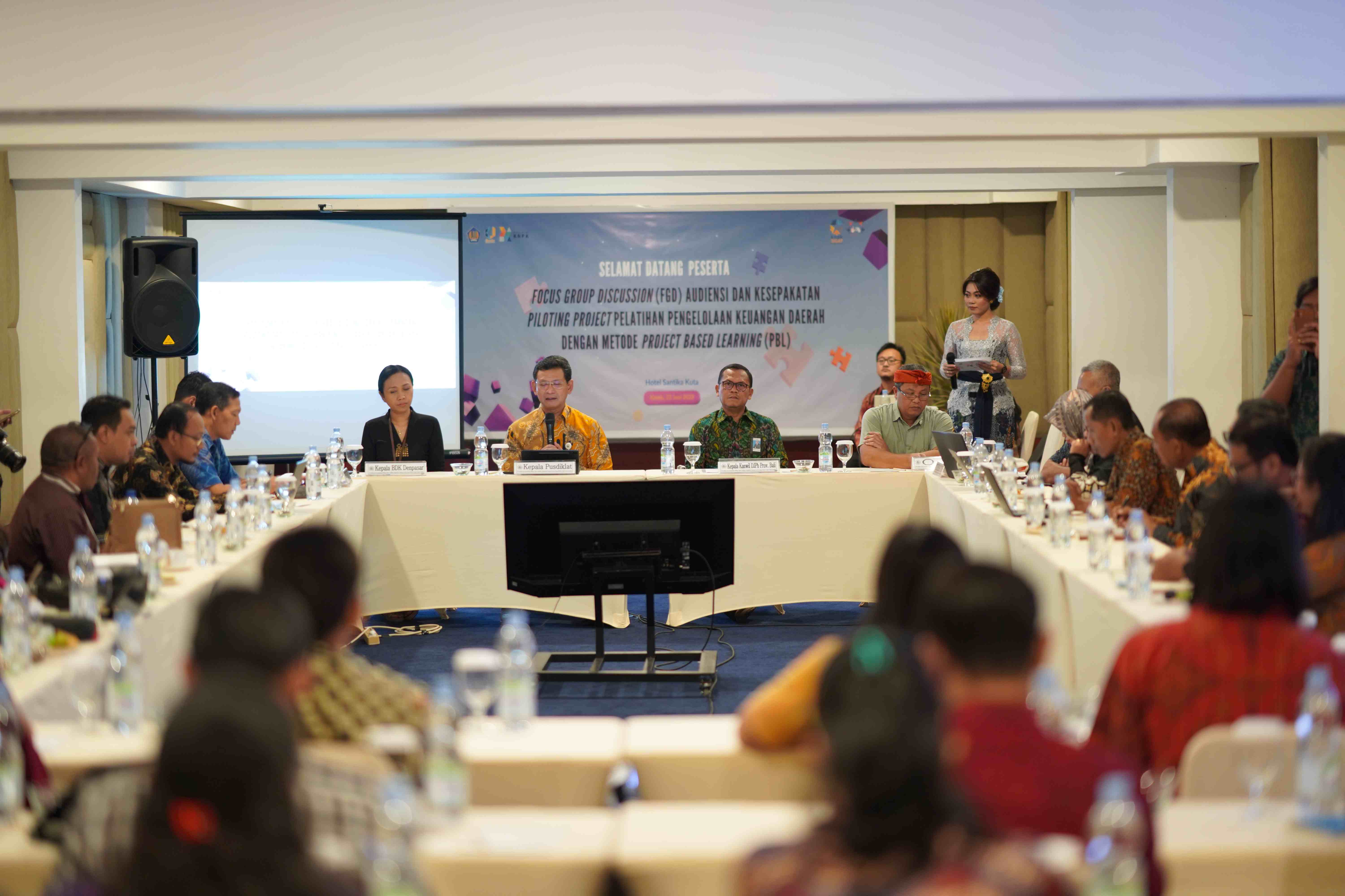 Pusdiklat KNPK Menyelenggarakan FGD Audiensi dan Kesepakatan Piloting Project Pelatihan Pengelolaan Keuangan Daerah dengan Metode PBL