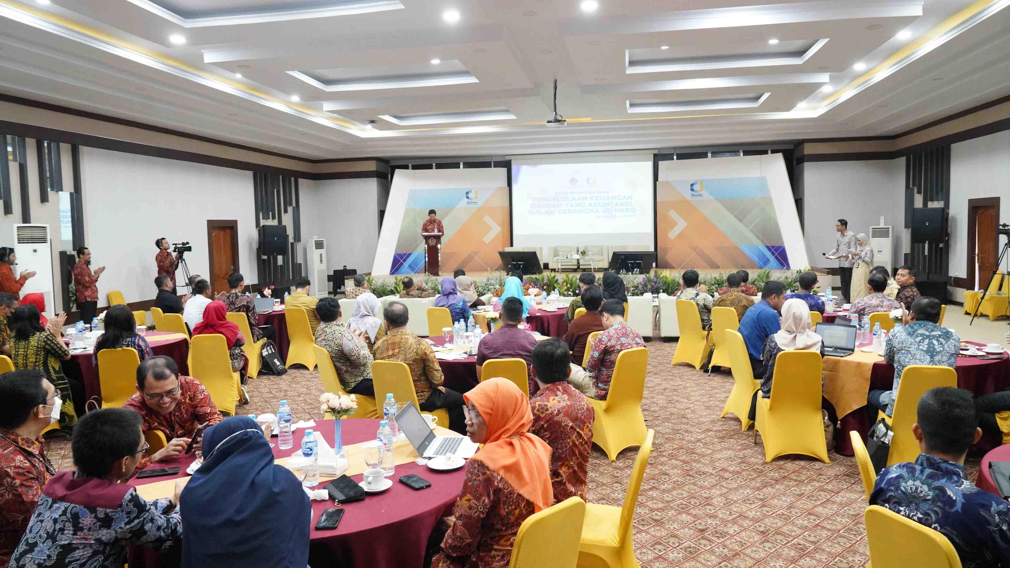 Pusdiklat KNPK menyelenggarakan FGD Pengelolaan Keuangan Daerah yang Kompeten dalam Kerangka UU HKPD